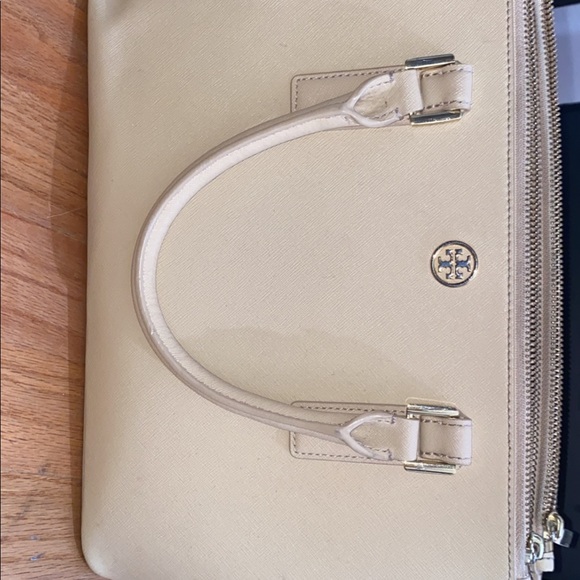 Tory Burch Hand bag & wristlet - Picture 2 of 3